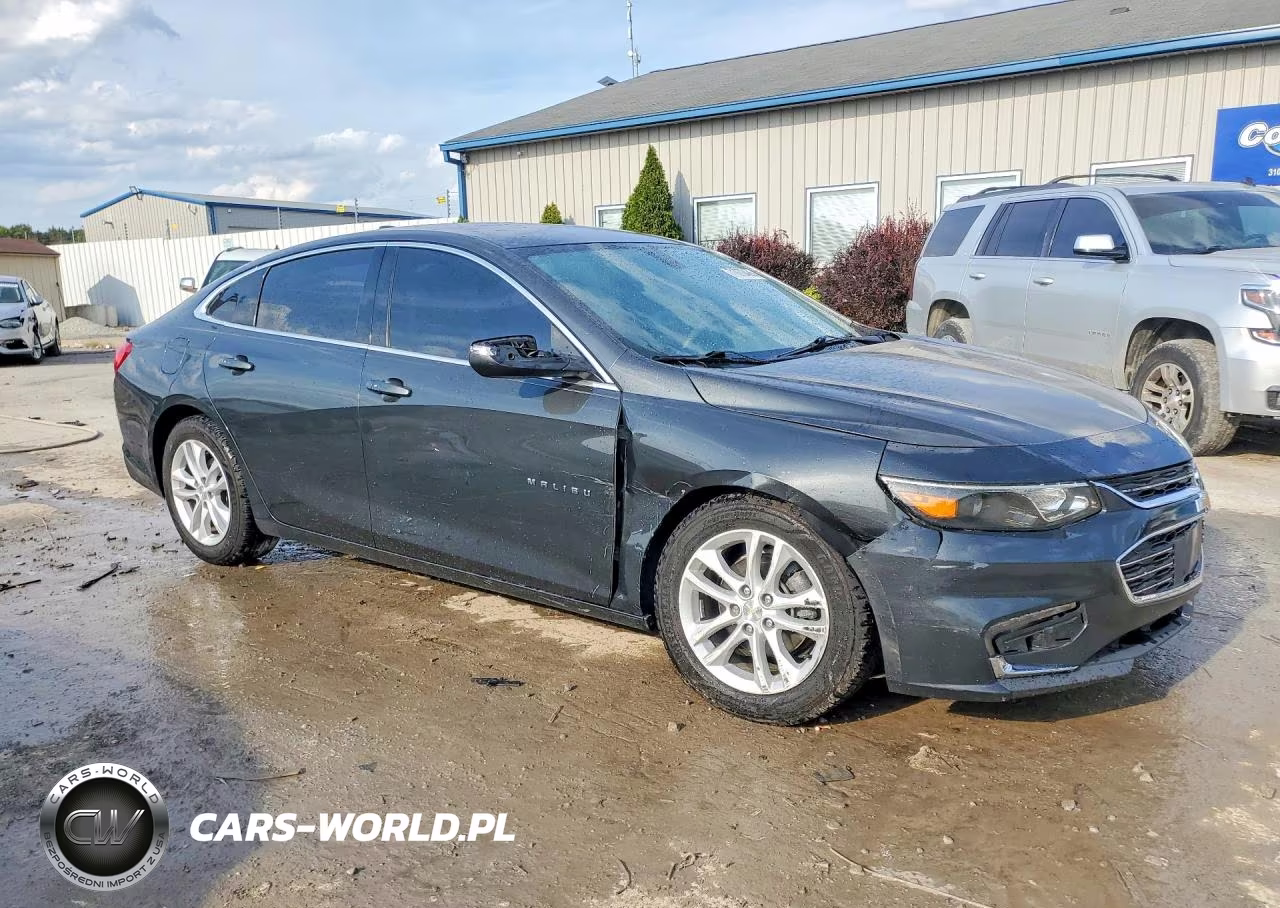 2016 Chevrolet Malibu Lt VIN:1G1ZE5ST5GF303143 - 4