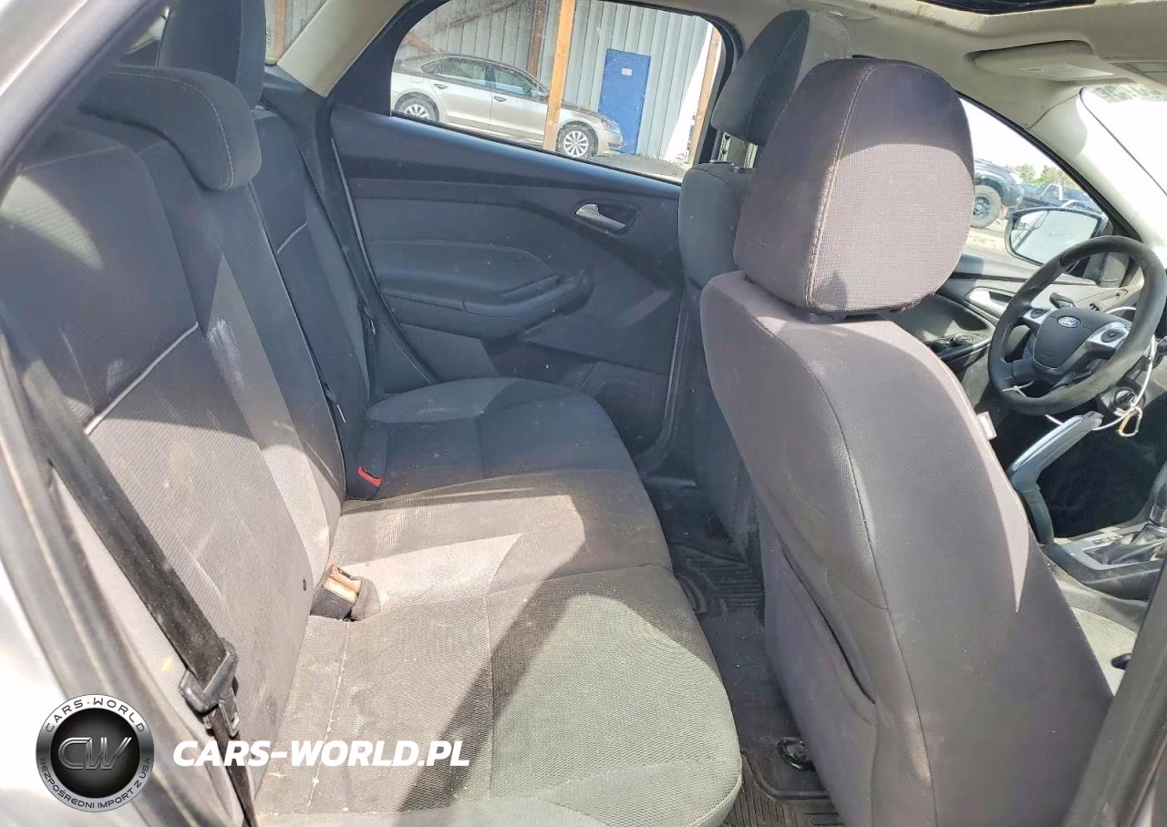 2013 Ford Focus Se VIN:1FADP3K24DL301698 - 10