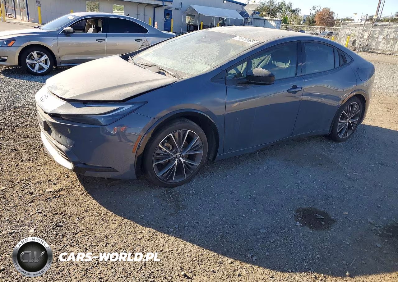 2024 Toyota Prius Xle