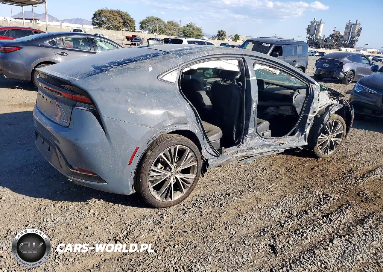 2024 Toyota Prius Xle VIN:JTDADABU9R3009645 - 3