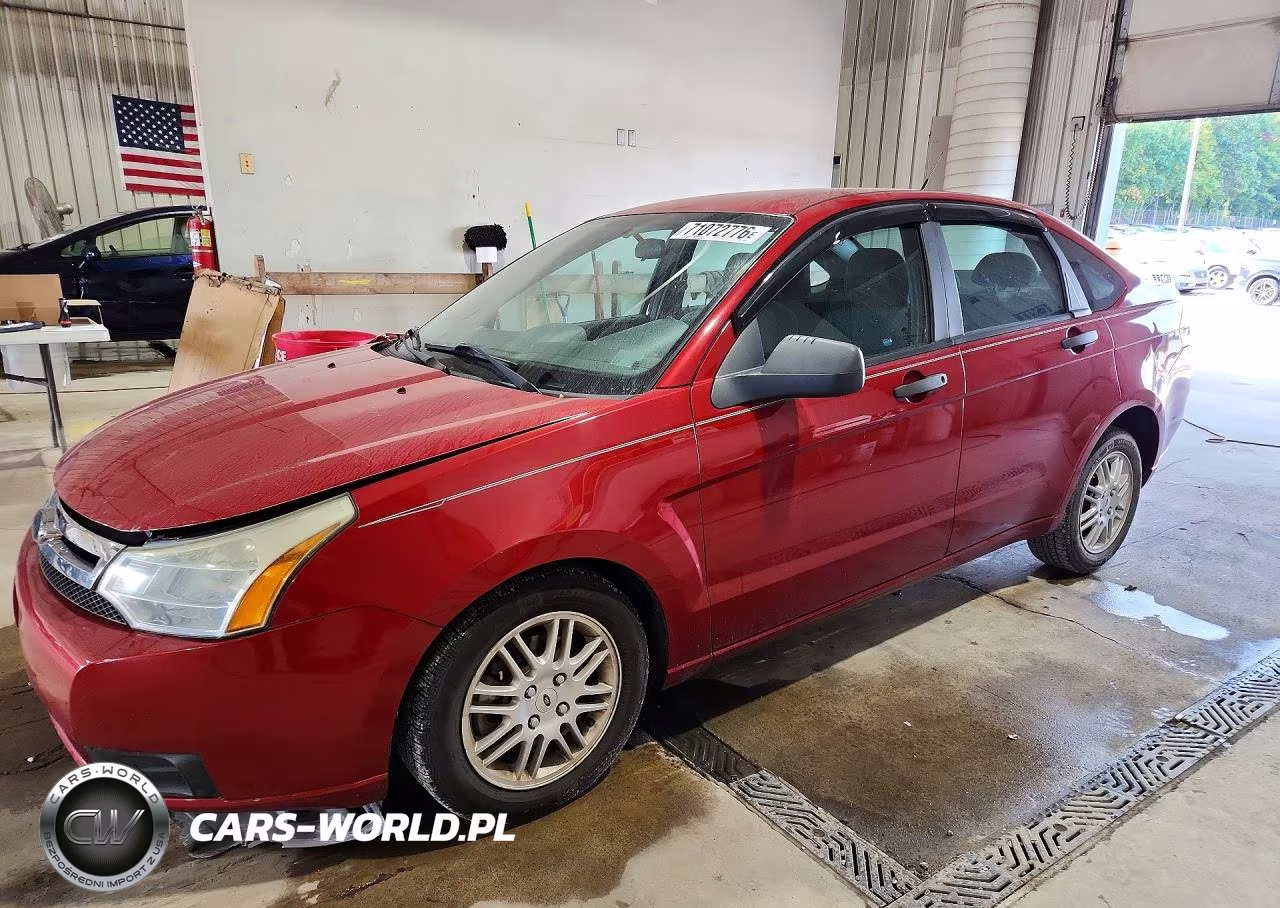 2010 Ford Focus Se VIN:1FAHP3FN8AW203662 - 1