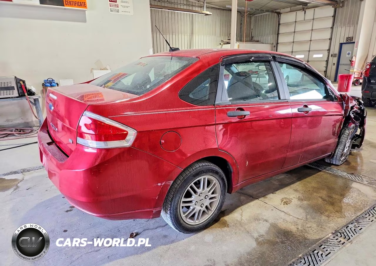 2010 Ford Focus Se VIN:1FAHP3FN8AW203662 - 3