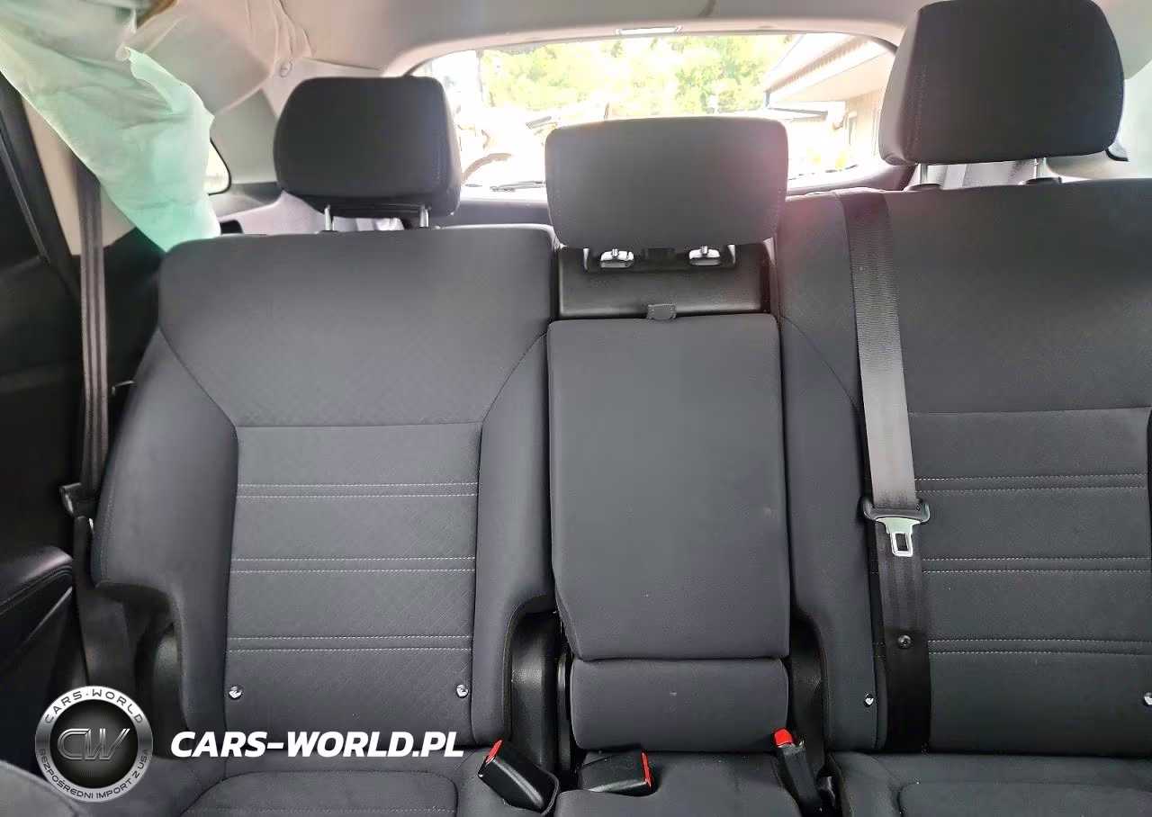 2019 Kia Sorento Lx V6 VIN:5XYPGDA58KG446891 - 10