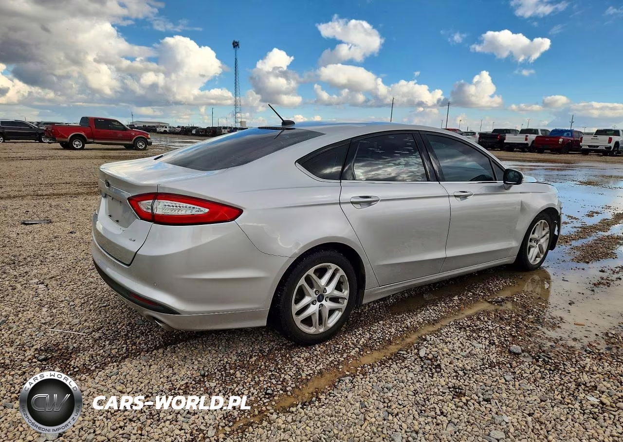 2016 Ford Fusion Se VIN:3FA6P0H75GR382906 - 3