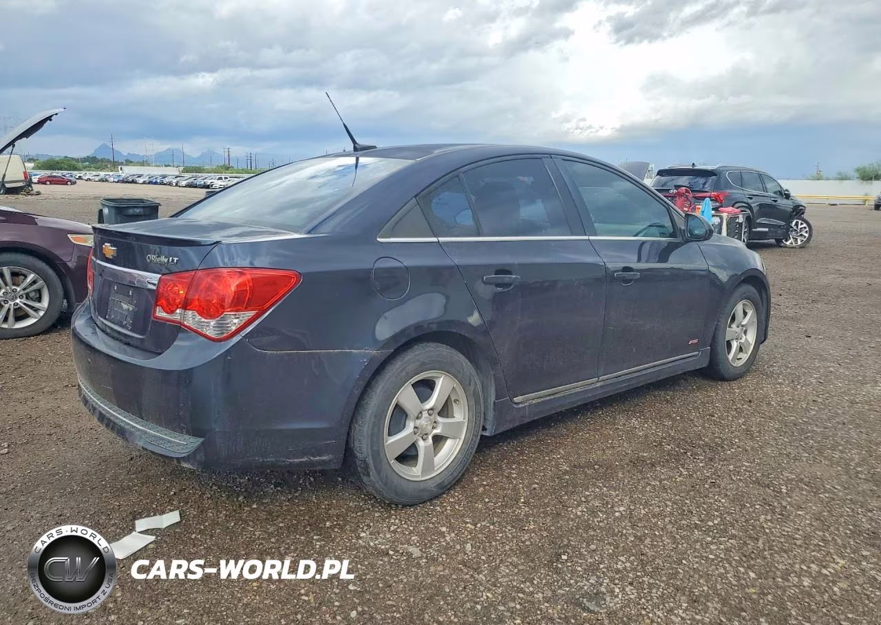 2014 Chevrolet Cruze Lt VIN:1G1PC5SB4E7348134 - 3
