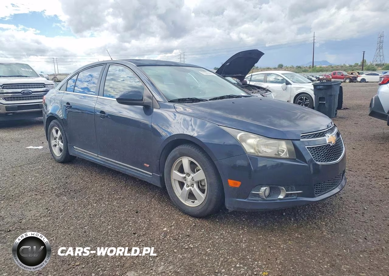 2014 Chevrolet Cruze Lt VIN:1G1PC5SB4E7348134 - 4