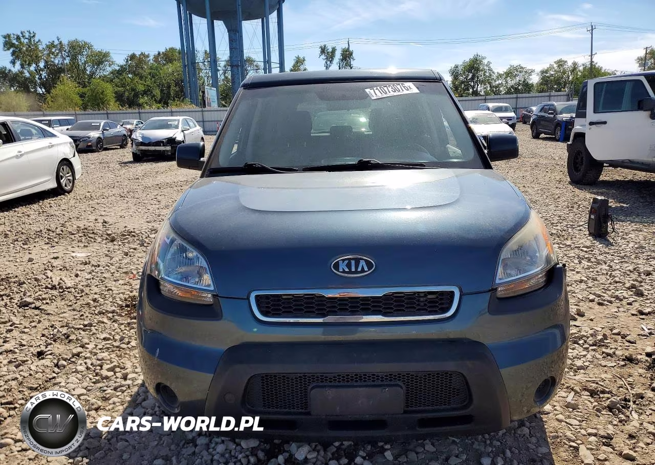 2011 Kia Soul + VIN:KNDJT2A24B7228973 - 5