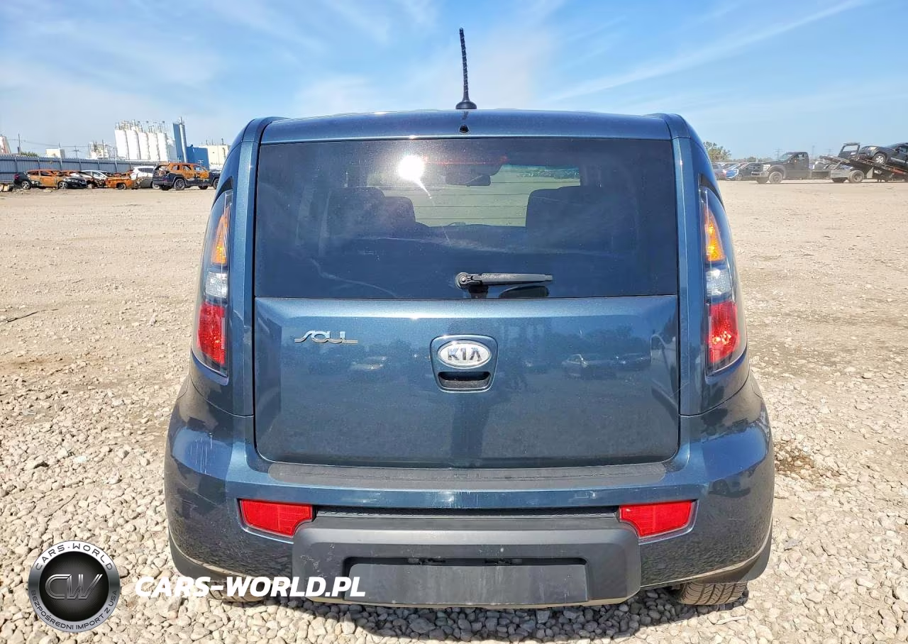 2011 Kia Soul + VIN:KNDJT2A24B7228973 - 6