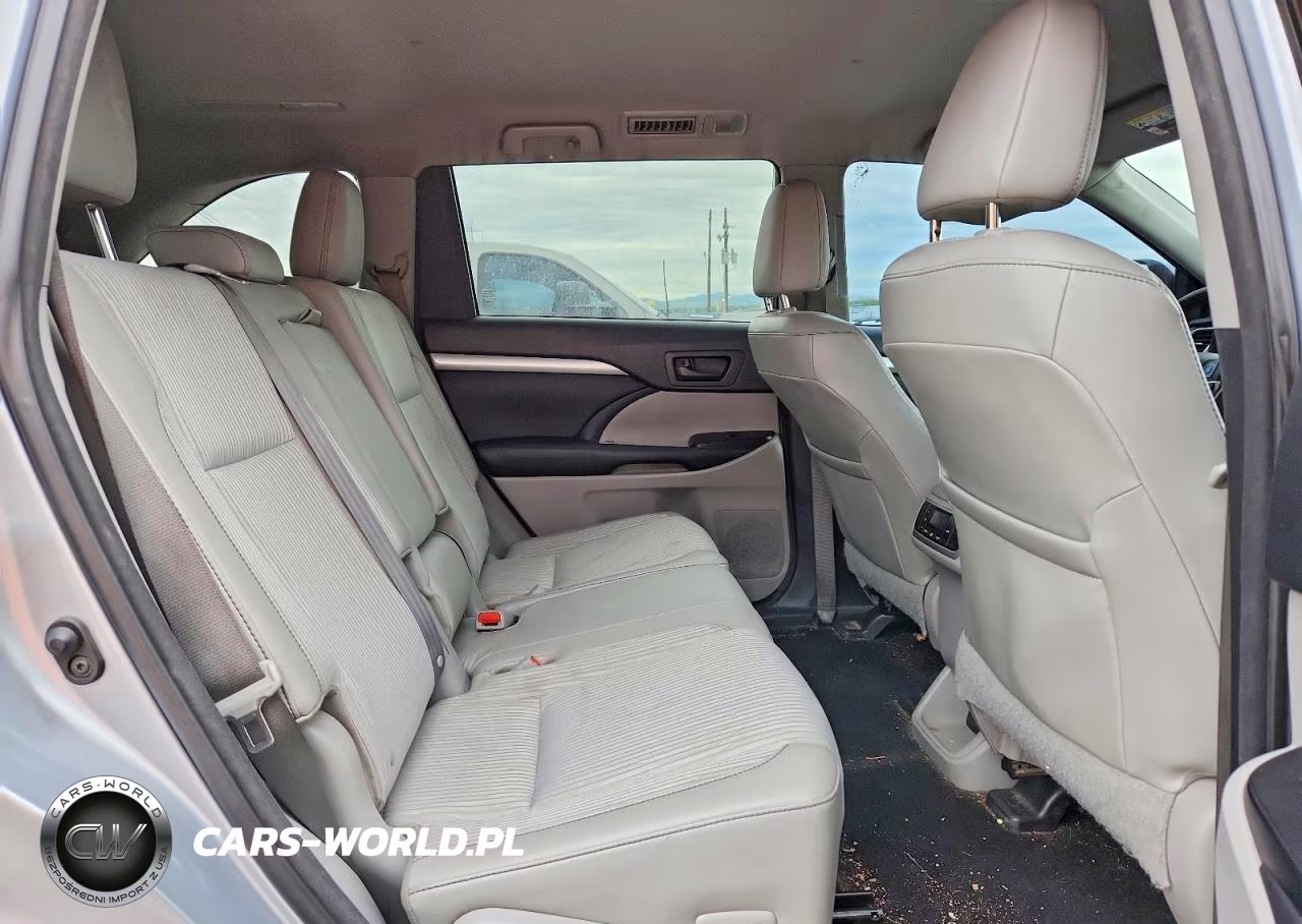 2016 Toyota Highlander Le Plus VIN:5TDBKRFH7GS226774 - 11