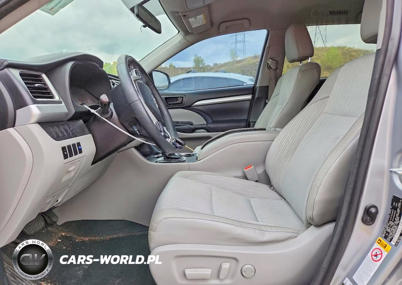 2016 Toyota Highlander Le Plus VIN:5TDBKRFH7GS226774 - 7