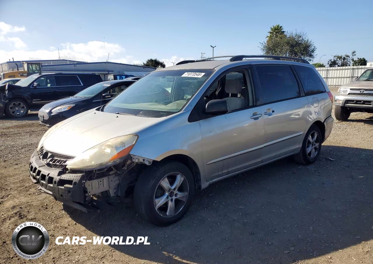 2007 Toyota Sienna Le 8-Passenger