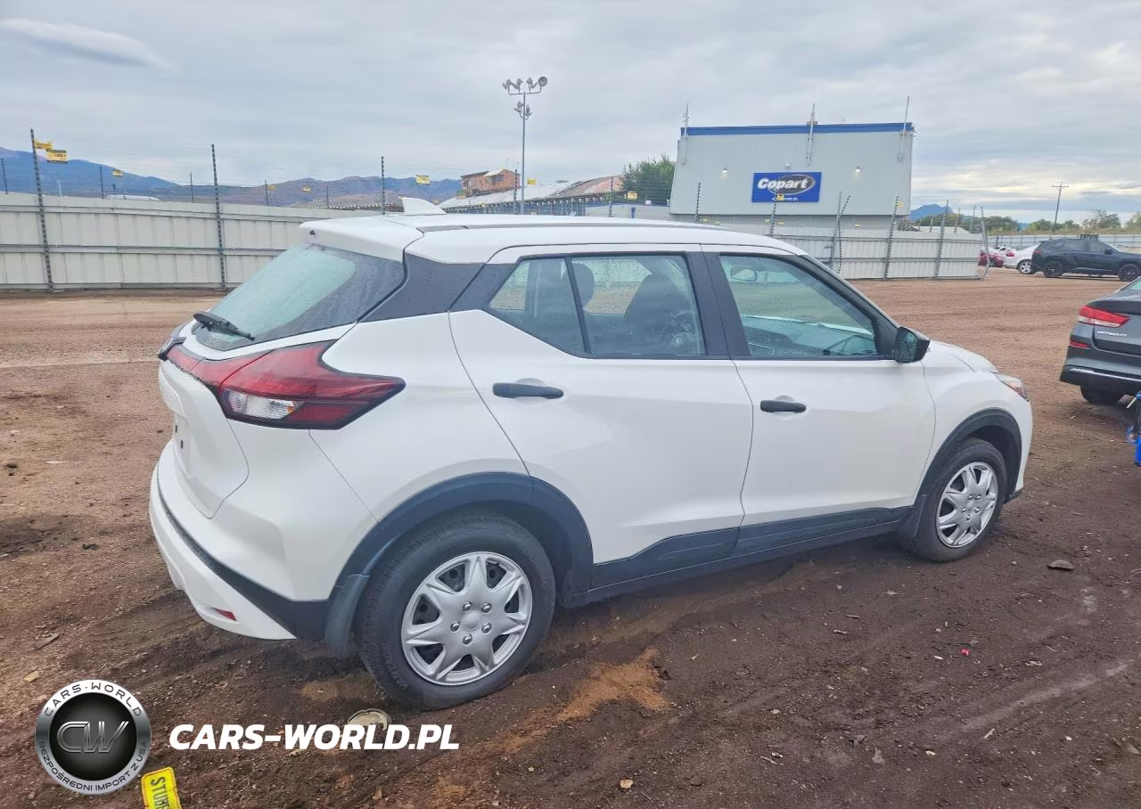 2023 Nissan Kicks S VIN:3N1CP5BV9PL542552 - 3