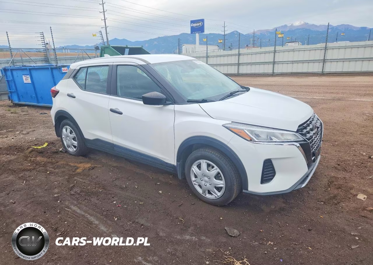 2023 Nissan Kicks S VIN:3N1CP5BV9PL542552 - 4