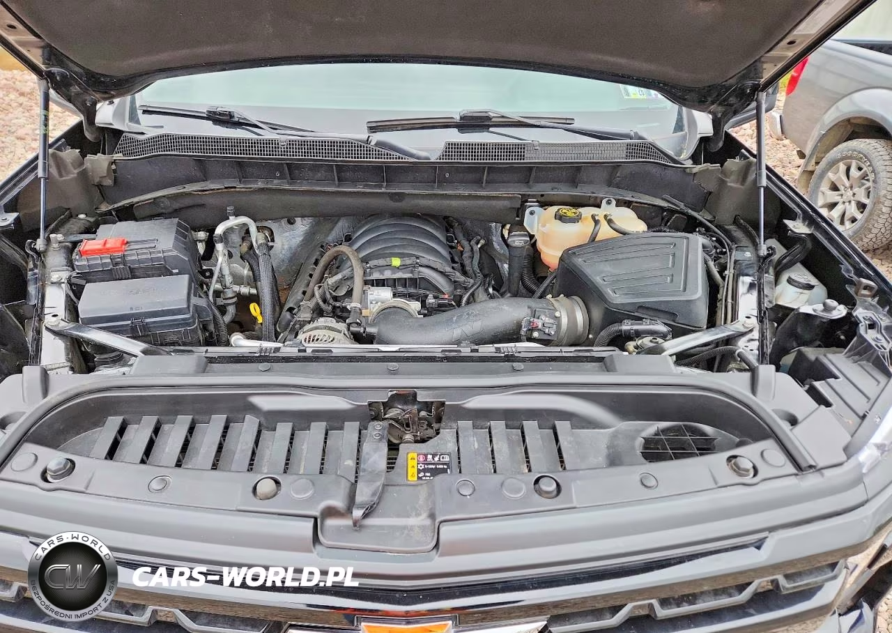 2023 Chevrolet 1500 Silve VIN:1GCUDEED3PZ299942 - 11