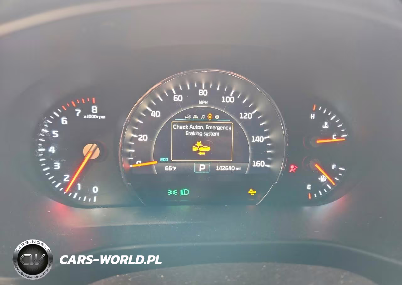 2018 Kia Sorento Lx VIN:5XYPG4A35JG387117 - 9