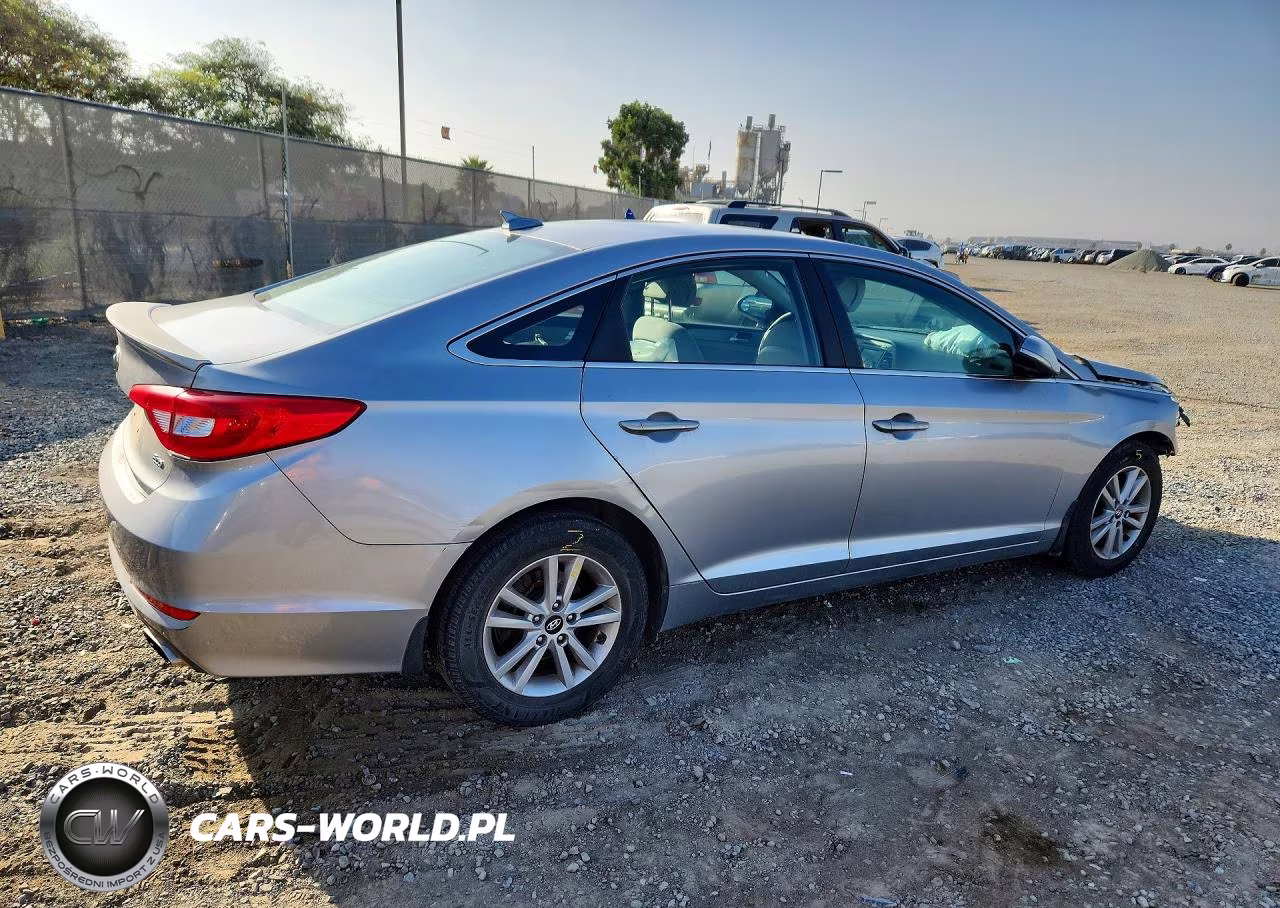 2015 Hyundai Sonata Eco VIN:5NPE24AA1FH161872 - 3