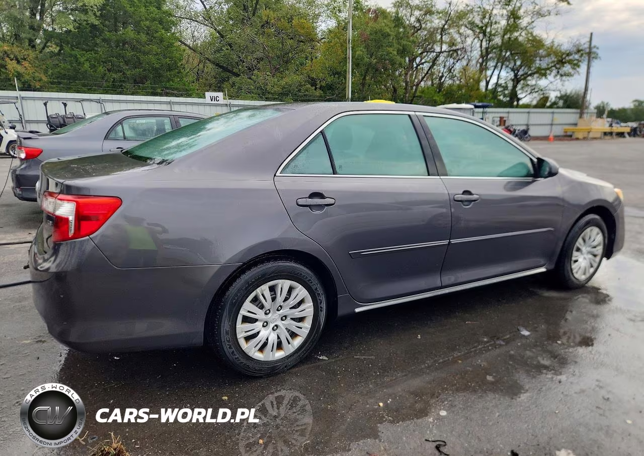 2012 Toyota Camry Le VIN:4T4BF1FK6CR249147 - 3