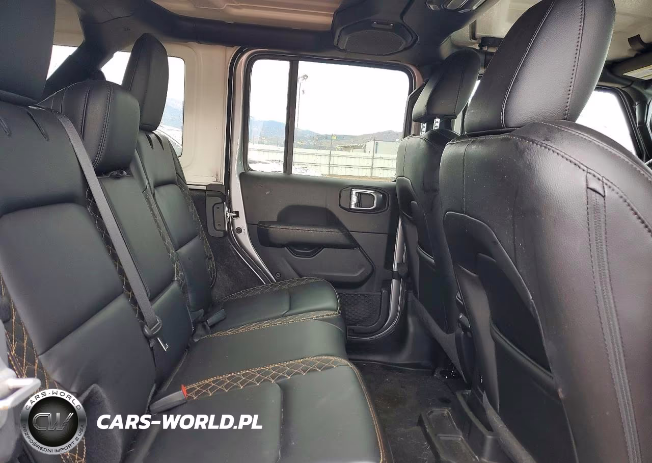 2021 Jeep Wrangler Unlimited Sahara VIN:1C4HJXEG7MW585905 - 11