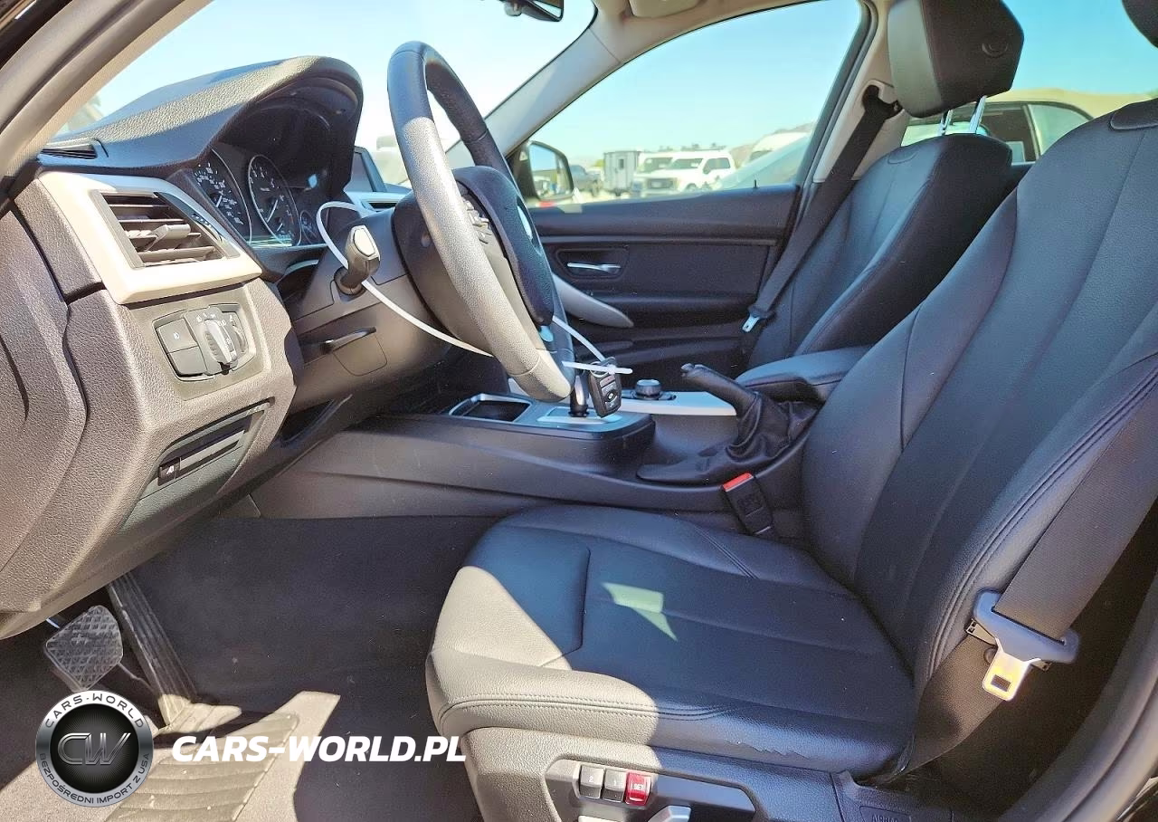 2018 BMW 320 I VIN:WBA8A9C59JAH14023 - 7