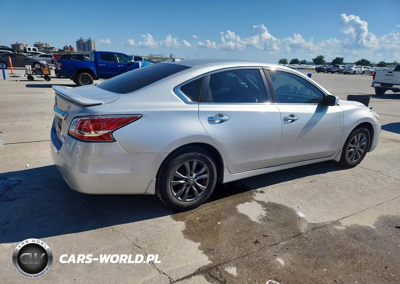 2015 Nissan Altima 2.5 S VIN:1N4AL3AP0FC588343 - 3