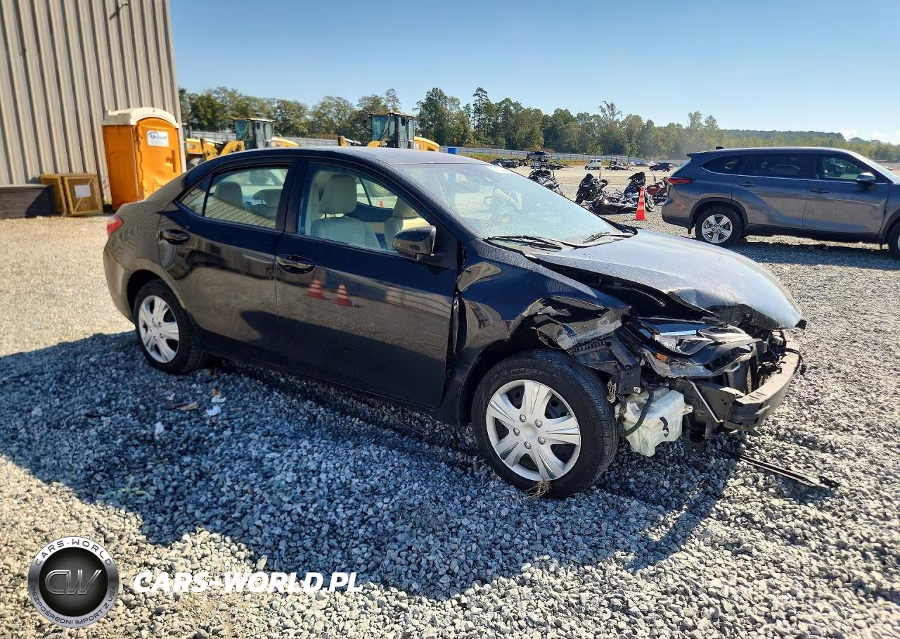 2017 Toyota Corolla Le VIN:2T1BURHE9HC792703 - 4