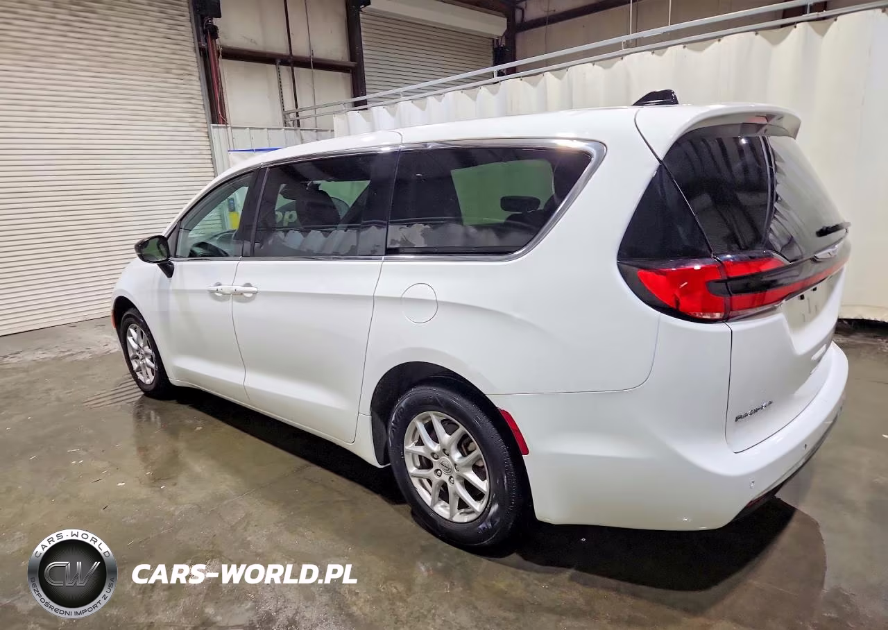 2025 Chrysler Pacifica Select VIN:2C4RC1BG1SR507495 - 2