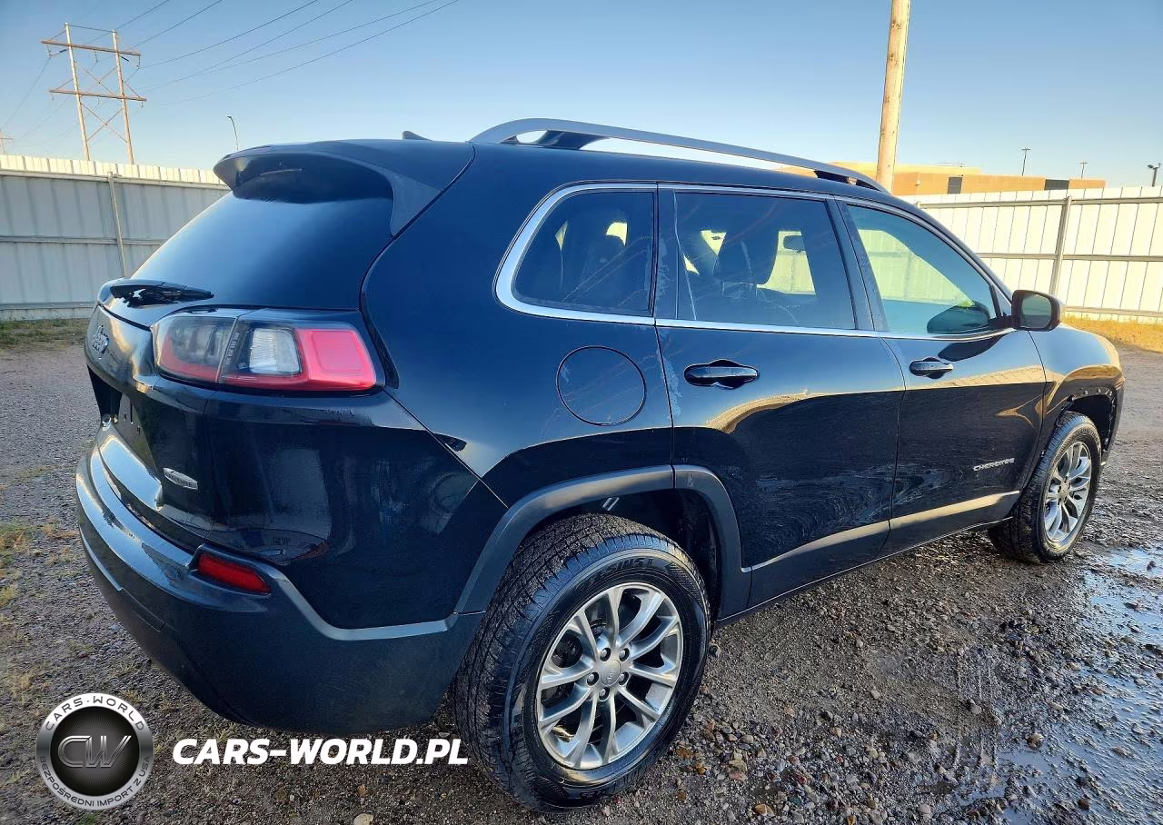 2019 Jeep Cherokee Latitude Plus VIN:1C4PJMLB9KD181899 - 3
