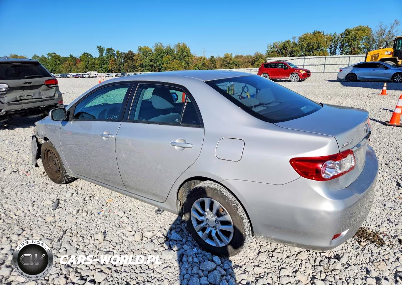 2011 Toyota Corolla Le VIN:2T1BU4EE2BC713757 - 2