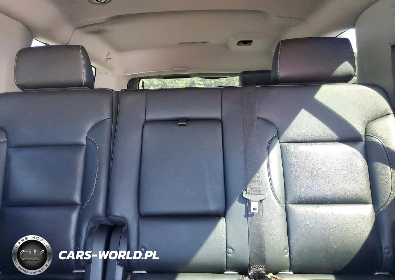 2018 Chevrolet Suburban K1500 Lt VIN:1GNSKHKC1JR105711 - 10