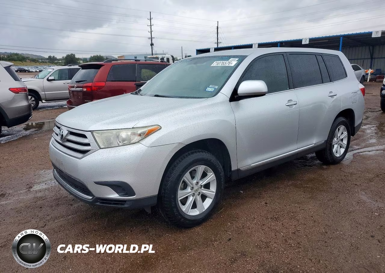 2011 Toyota Highlander Base