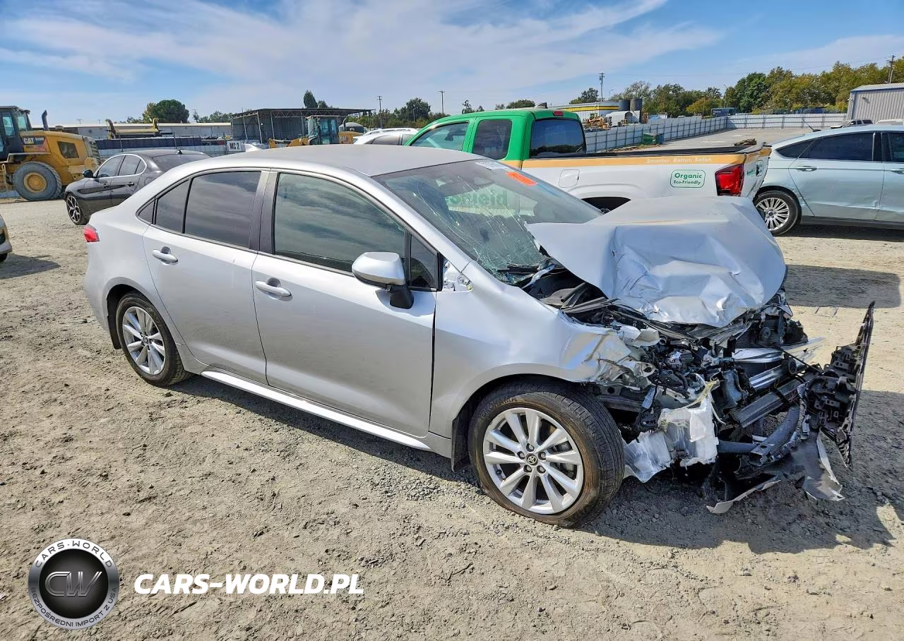 2024 Toyota Corolla Hybrid Le VIN:JTDBCMFE3RJ020700 - 4