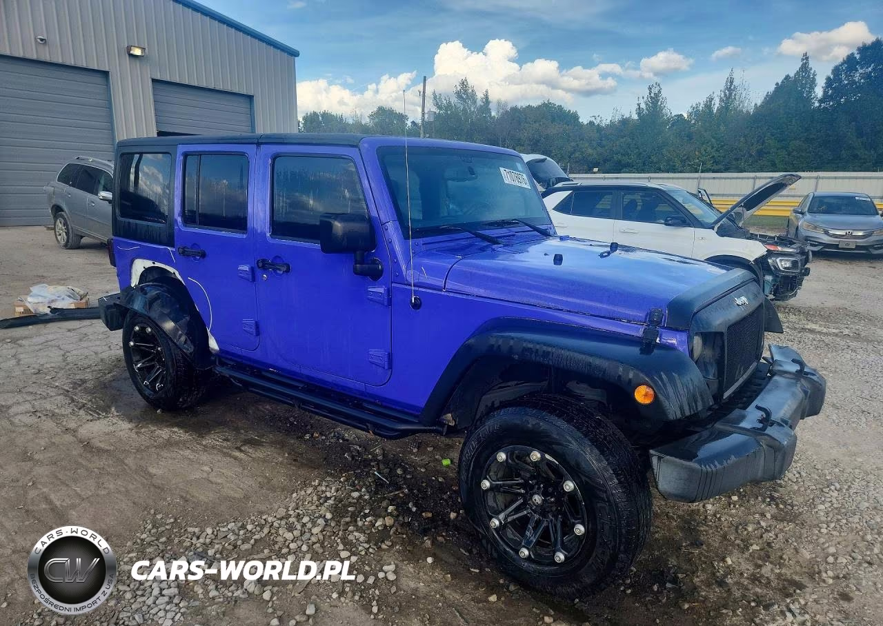 2016 Jeep Wrangler Unlimited Rubicon VIN:1C4BJWFG7GL157630 - 4