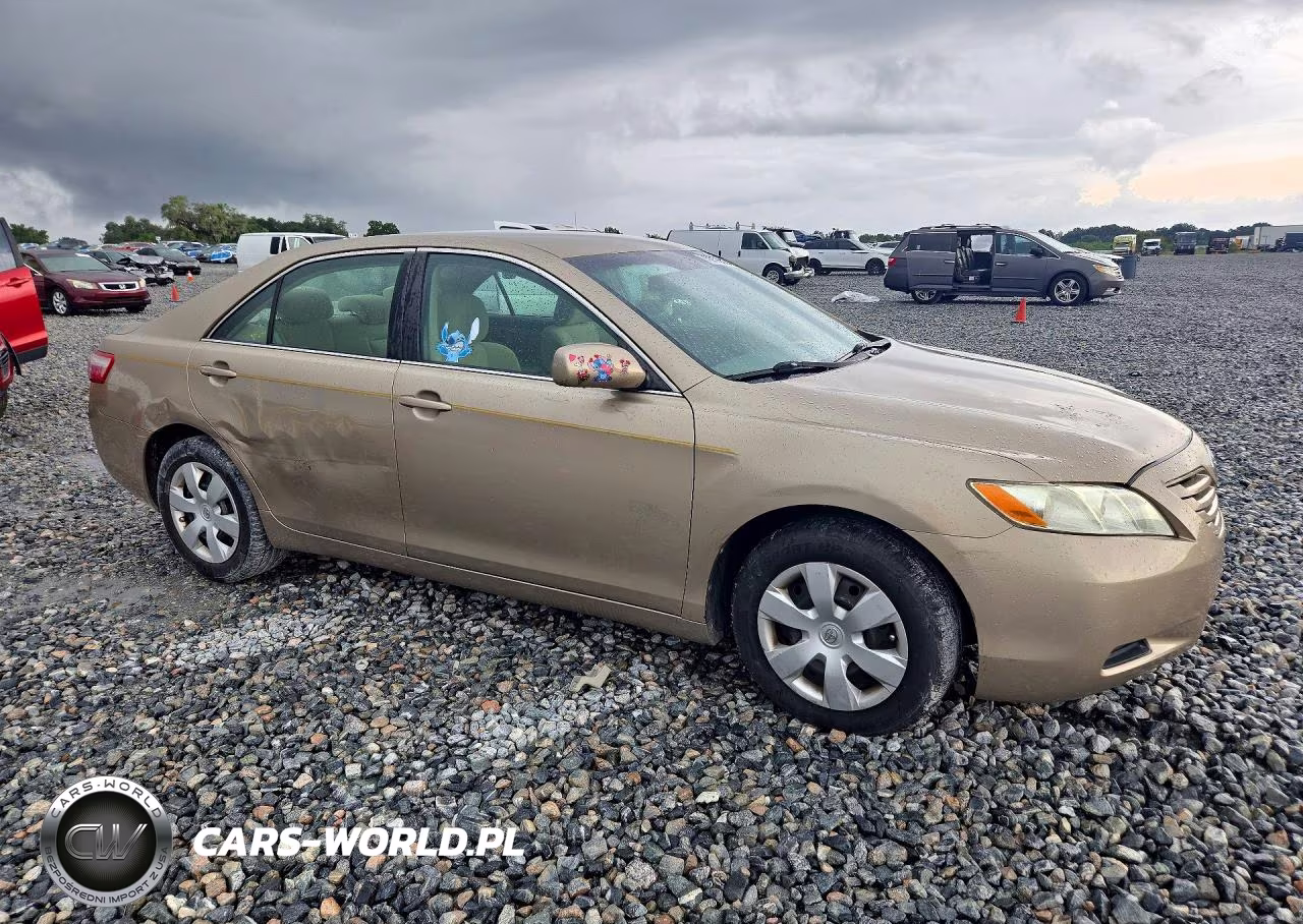 2007 Toyota Camry Le VIN:4T1BE46K17U173230 - 4