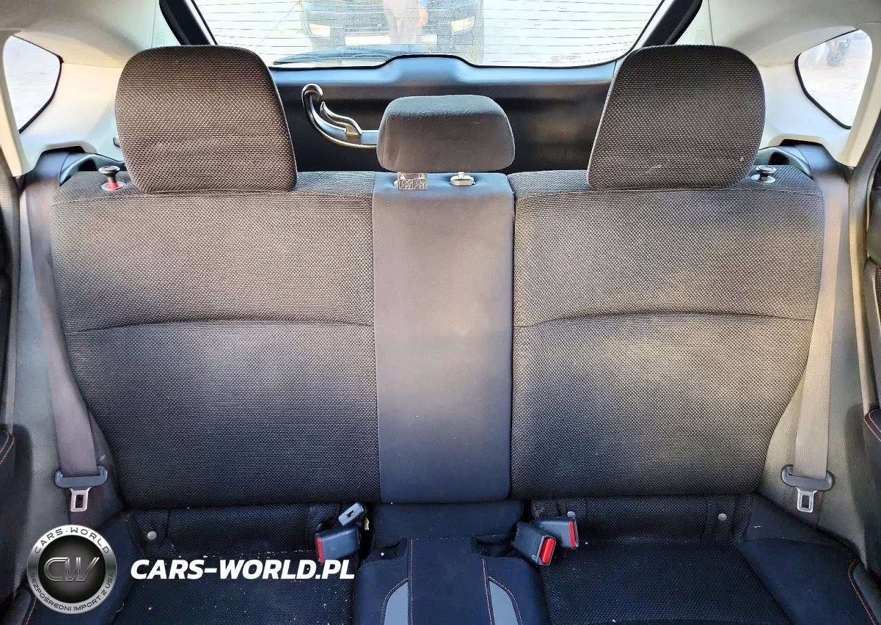 2016 Subaru Crosstrek Premium VIN:JF2GPABC5G8305062 - 10