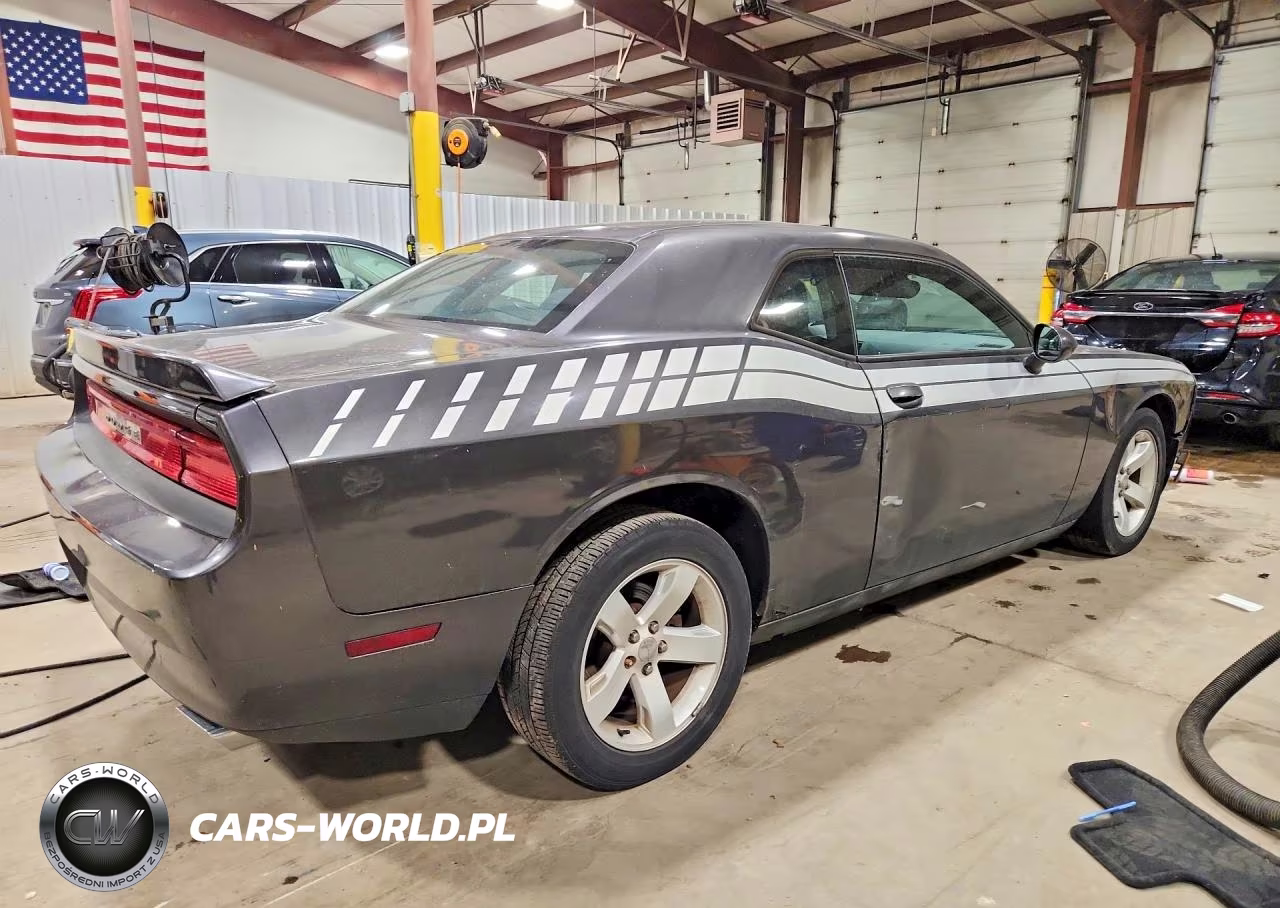 2013 Dodge Challenger Sxt VIN:2C3CDYAG3DH569586 - 3