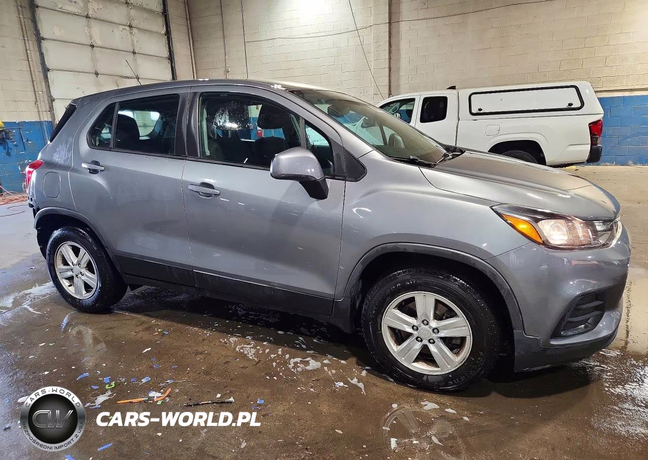 2020 Chevrolet Trax Ls VIN:3GNCJKSB7LL194626 - 4
