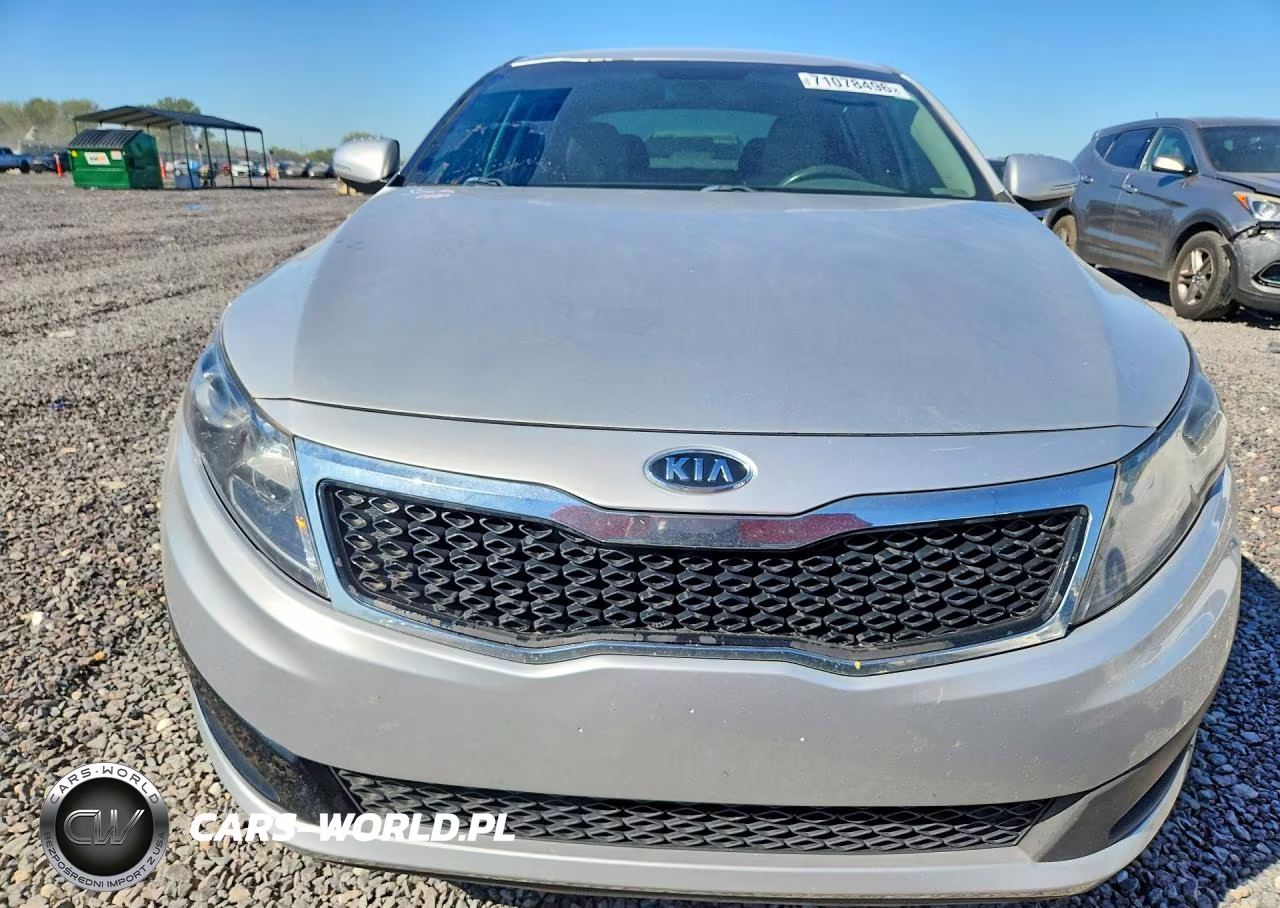 2012 Kia Optima Lx VIN:5XXGM4A71CG006897 - 5