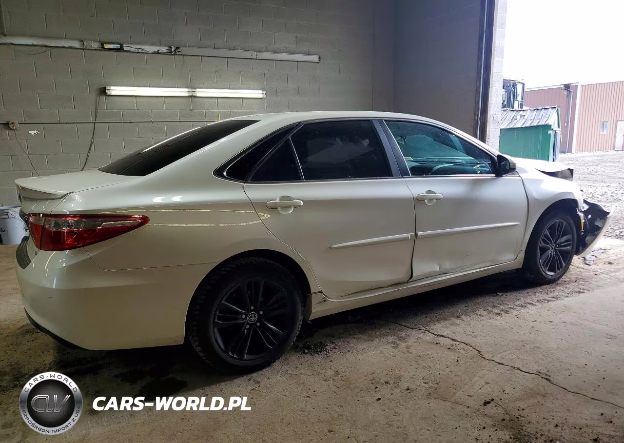 2017 Toyota Camry Se VIN:4T1BF1FKXHU391566 - 3