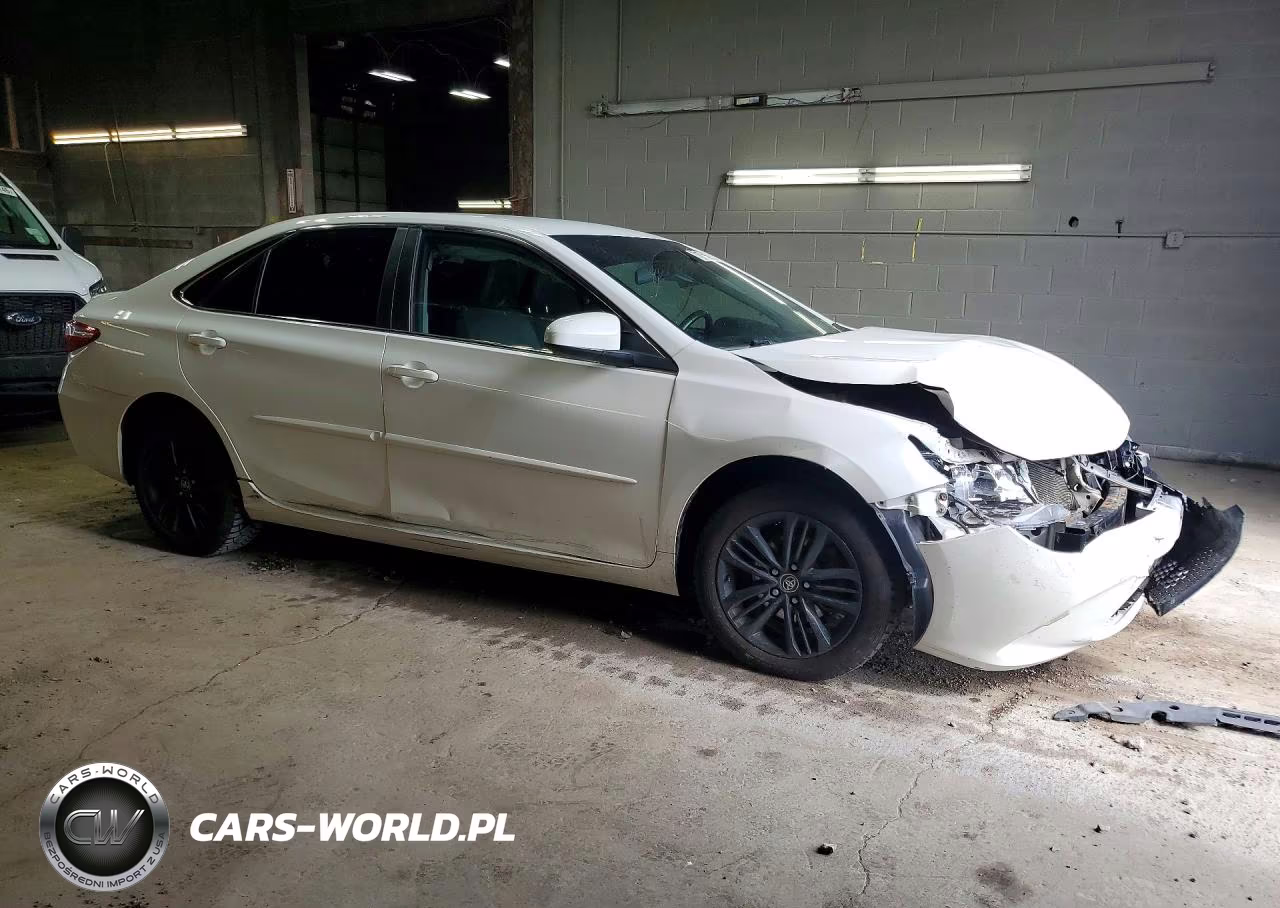 2017 Toyota Camry Se VIN:4T1BF1FKXHU391566 - 4