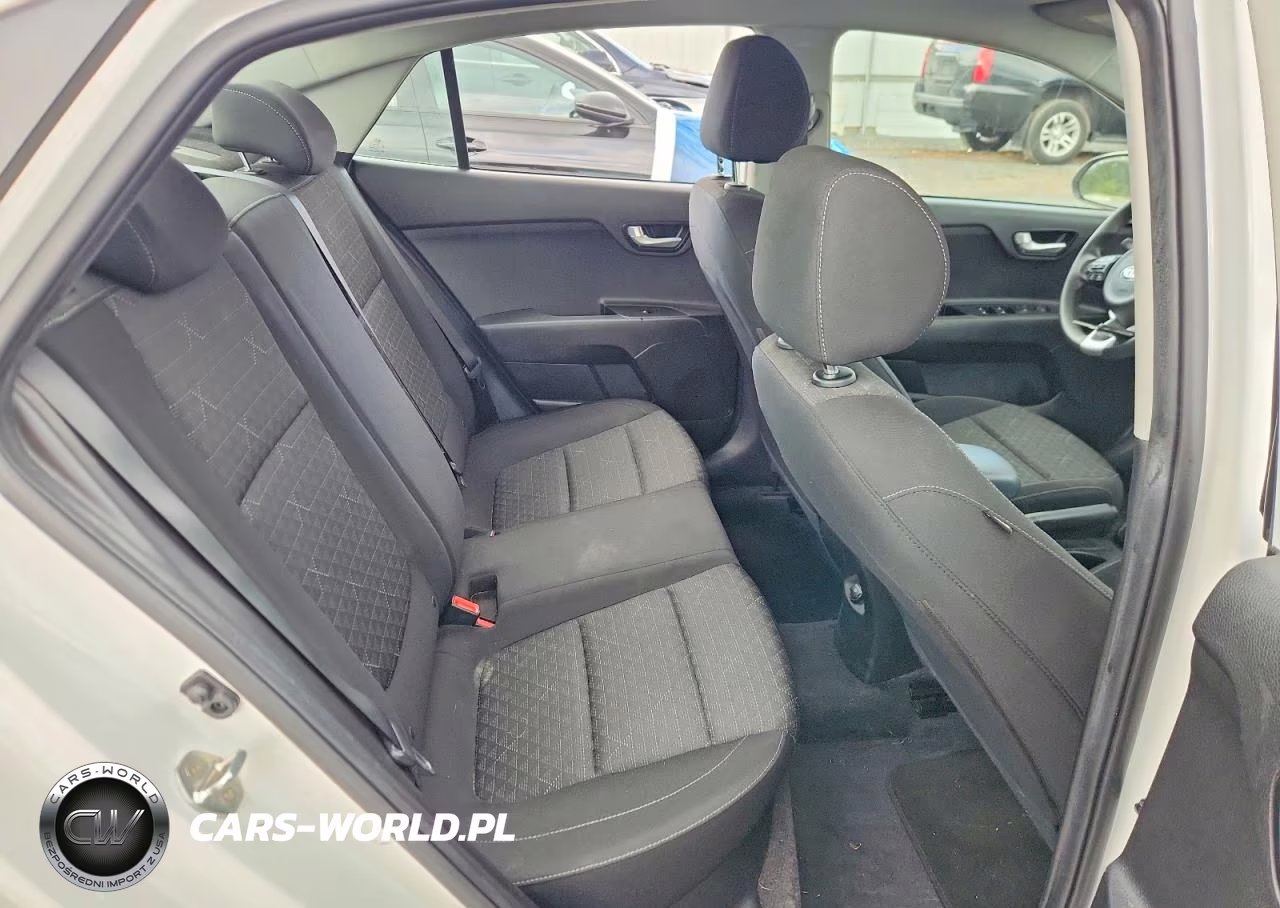 2018 Kia Rio S VIN:3KPA24AB4JE095287 - 10