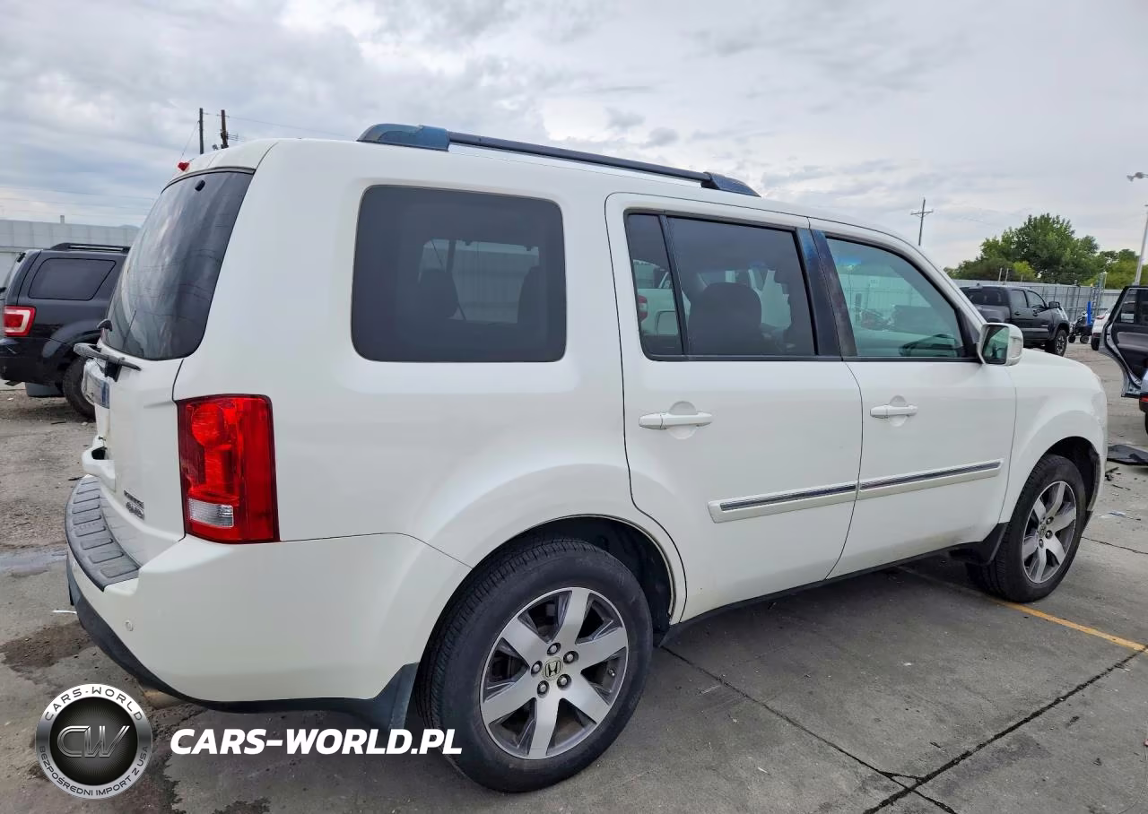 2013 Honda Pilot Touring VIN:5FNYF4H98DB045318 - 3
