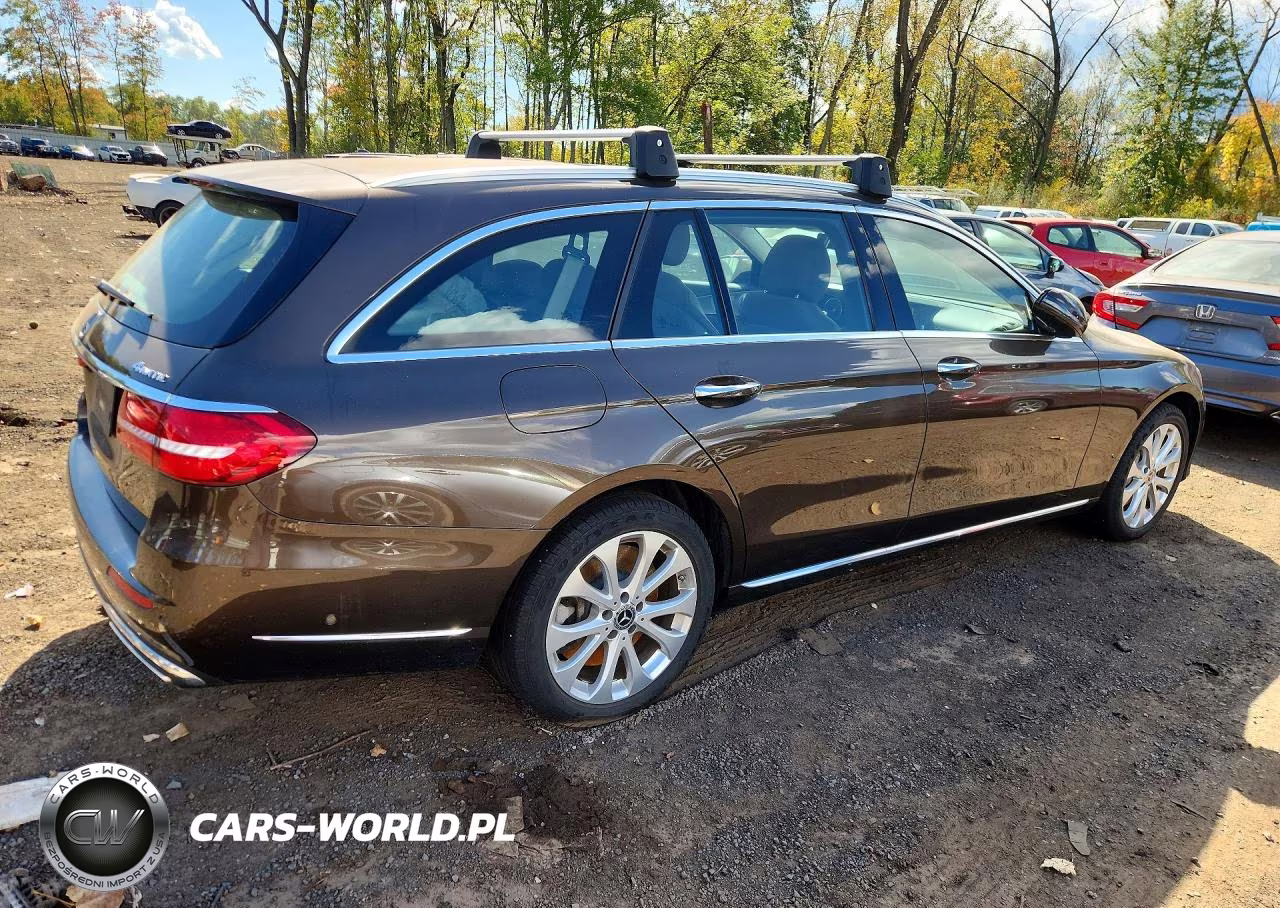 2018 Mercedes-Benz E 400 4Matic VIN:WDDZH6GB6JA306082 - 3