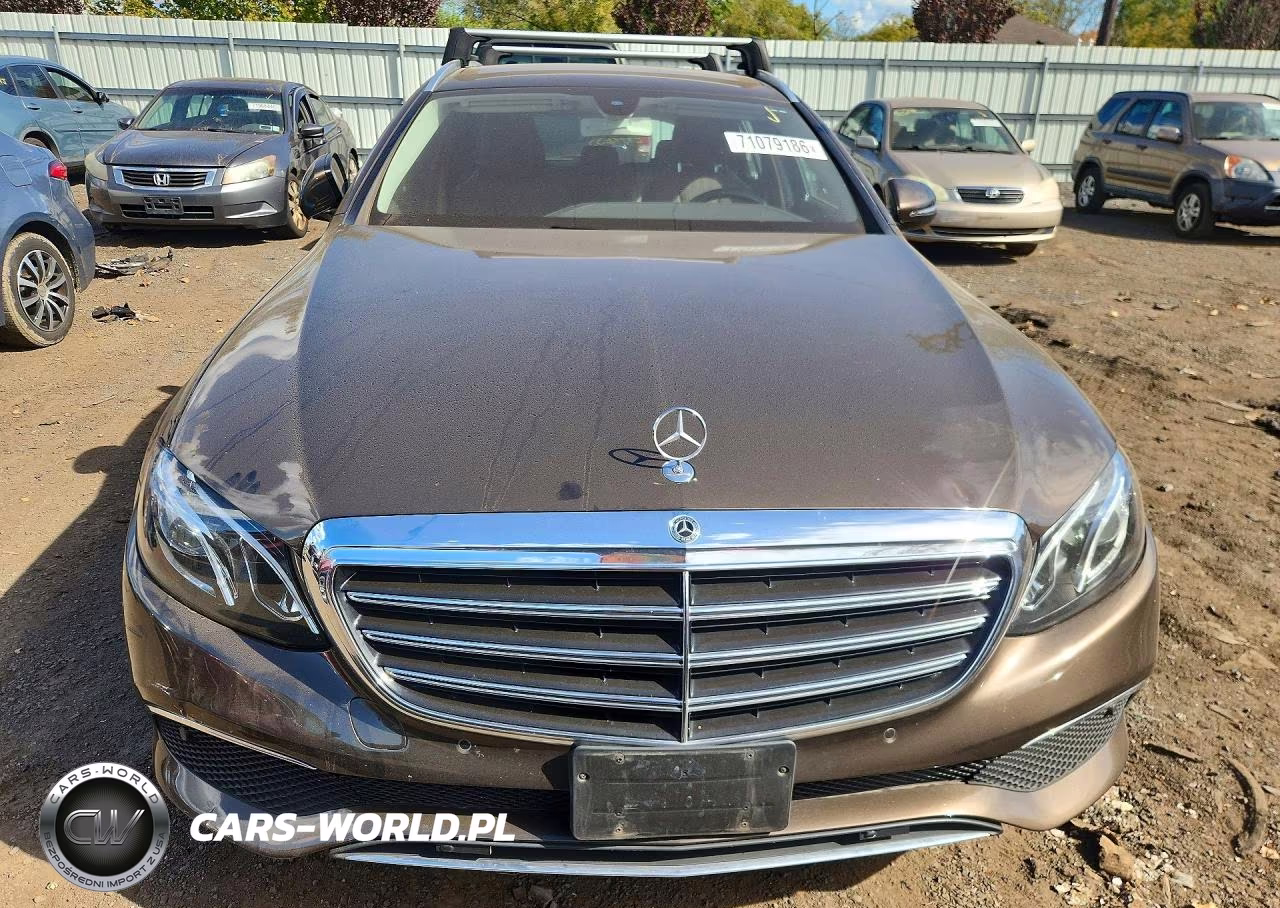 2018 Mercedes-Benz E 400 4Matic VIN:WDDZH6GB6JA306082 - 5
