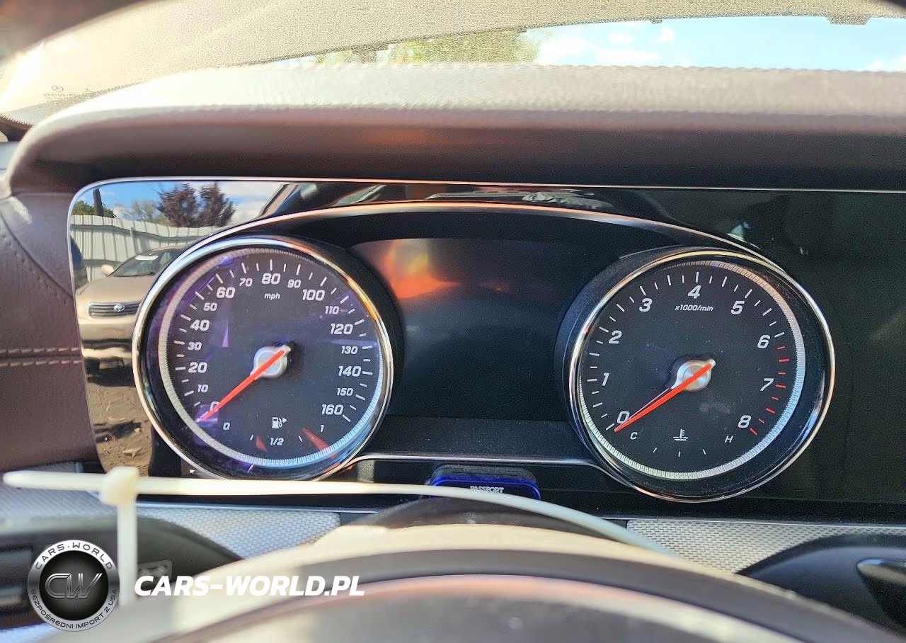 2018 Mercedes-Benz E 400 4Matic VIN:WDDZH6GB6JA306082 - 9