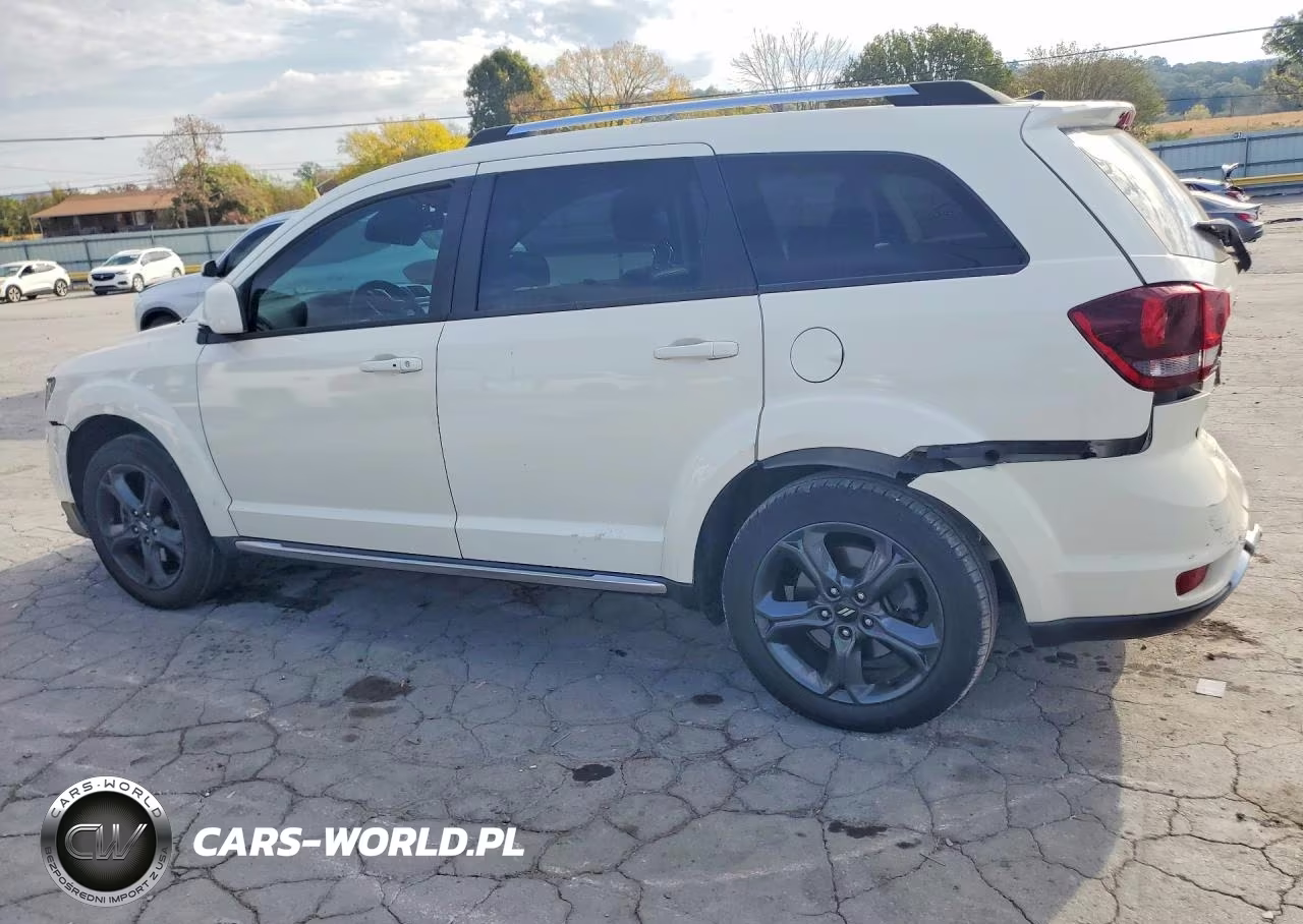2020 Dodge Journey Crossroad VIN:3C4PDCGB4LT225556 - 2