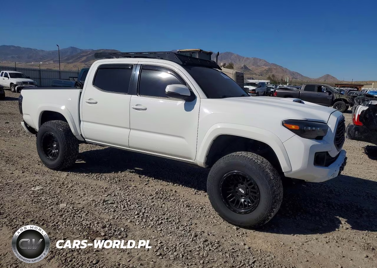 2016 Toyota Tacoma Trd Sport VIN:3TMCZ5AN0GM034490 - 4