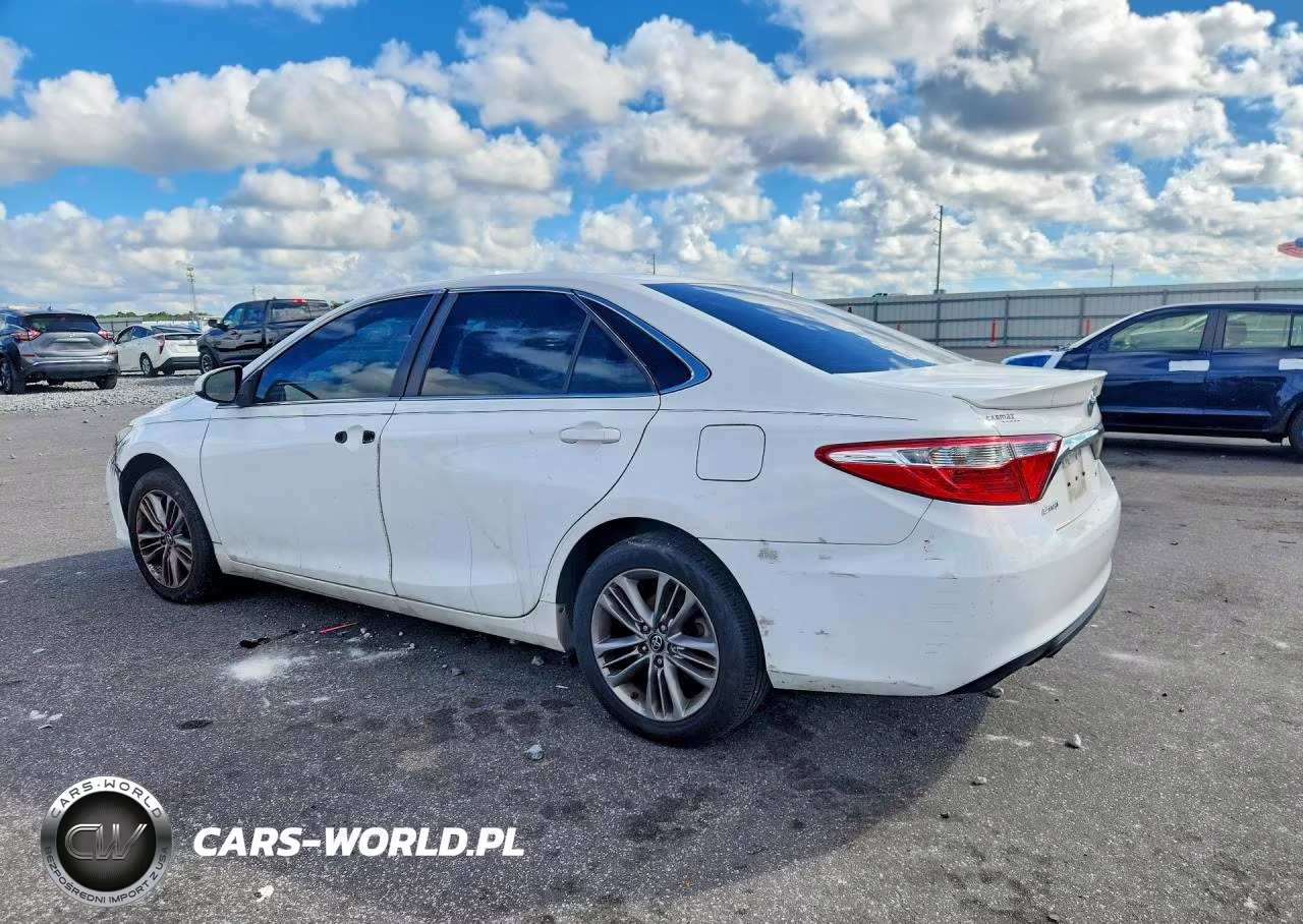 2017 Toyota Camry Se VIN:4T1BF1FK2HU339588 - 2