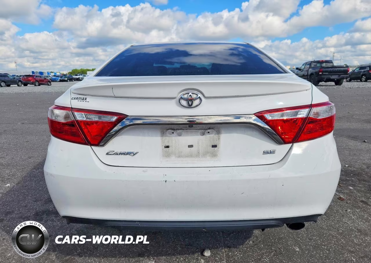 2017 Toyota Camry Se VIN:4T1BF1FK2HU339588 - 6