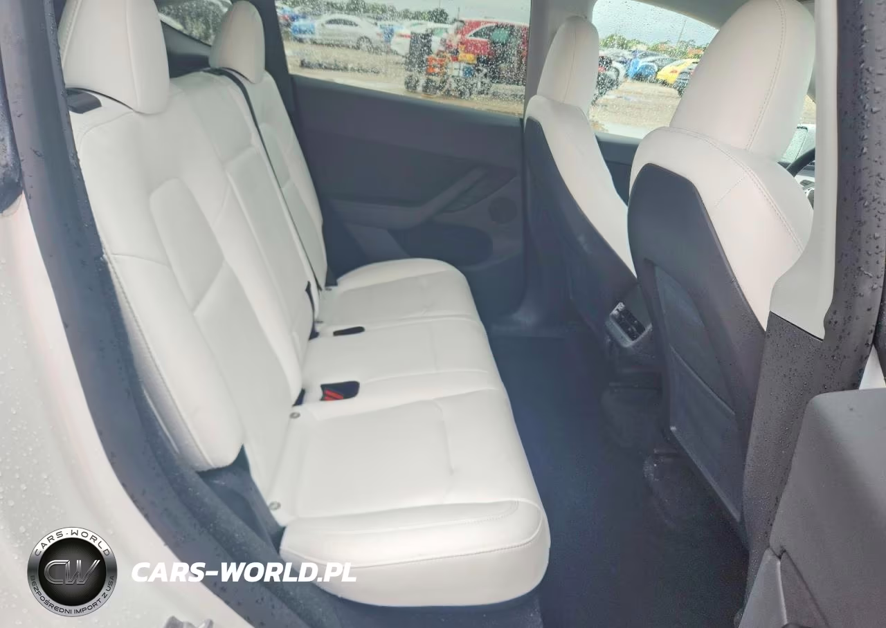 2023 Tesla Model Y VIN:7SAYGDEE9PA108039 - 11