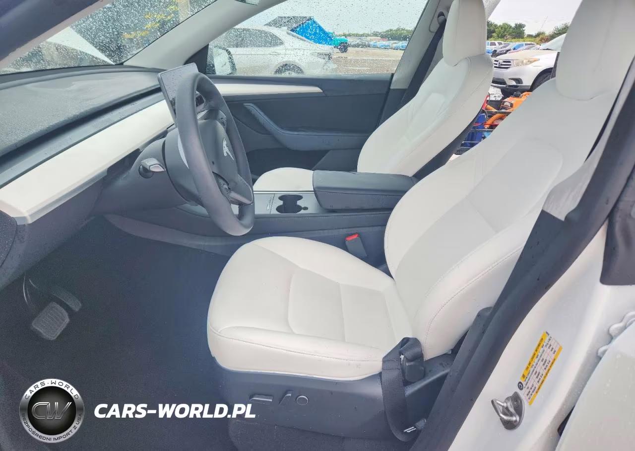 2023 Tesla Model Y VIN:7SAYGDEE9PA108039 - 7